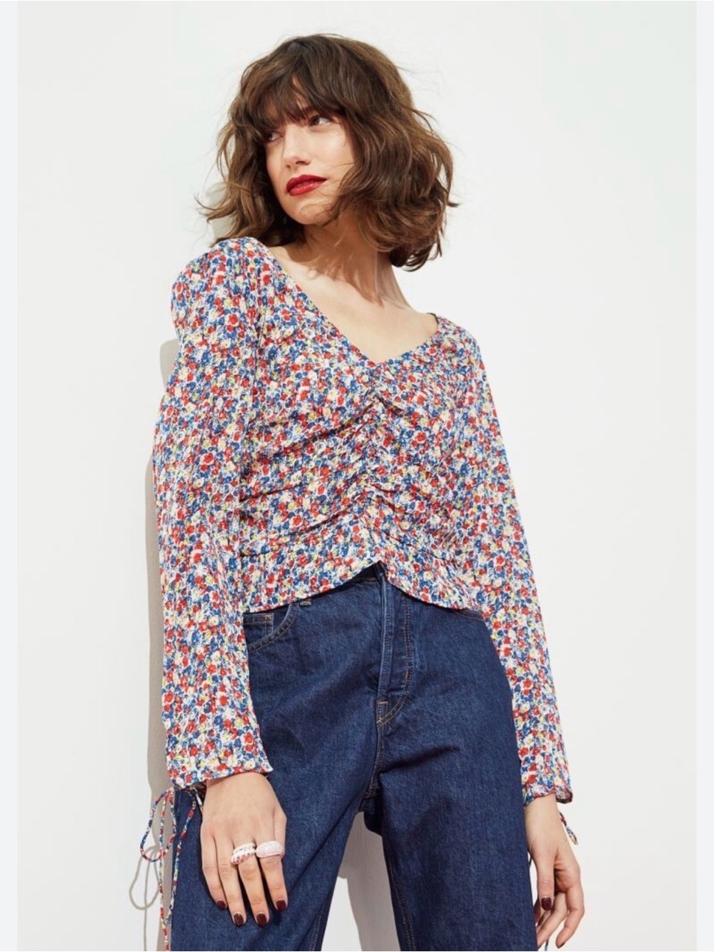 #89 H&M Multicolor Floral Ruched V-Neck Blouse